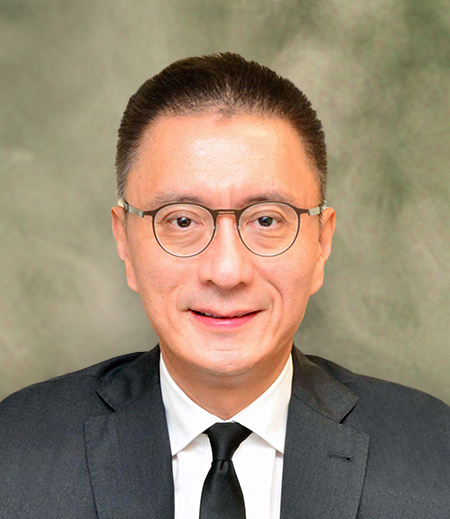 Cluster Chief Executive - Dr Eric CHEUNG Photo of Kowloon Central Cluster Chief Executive