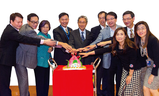 Head Office Report: Photo 1